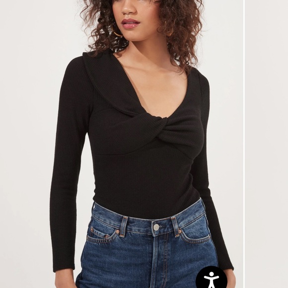 ASTR IGGY TWIST FRONT LONG SLEEVE BODYSUIT - Picture 4 of 7